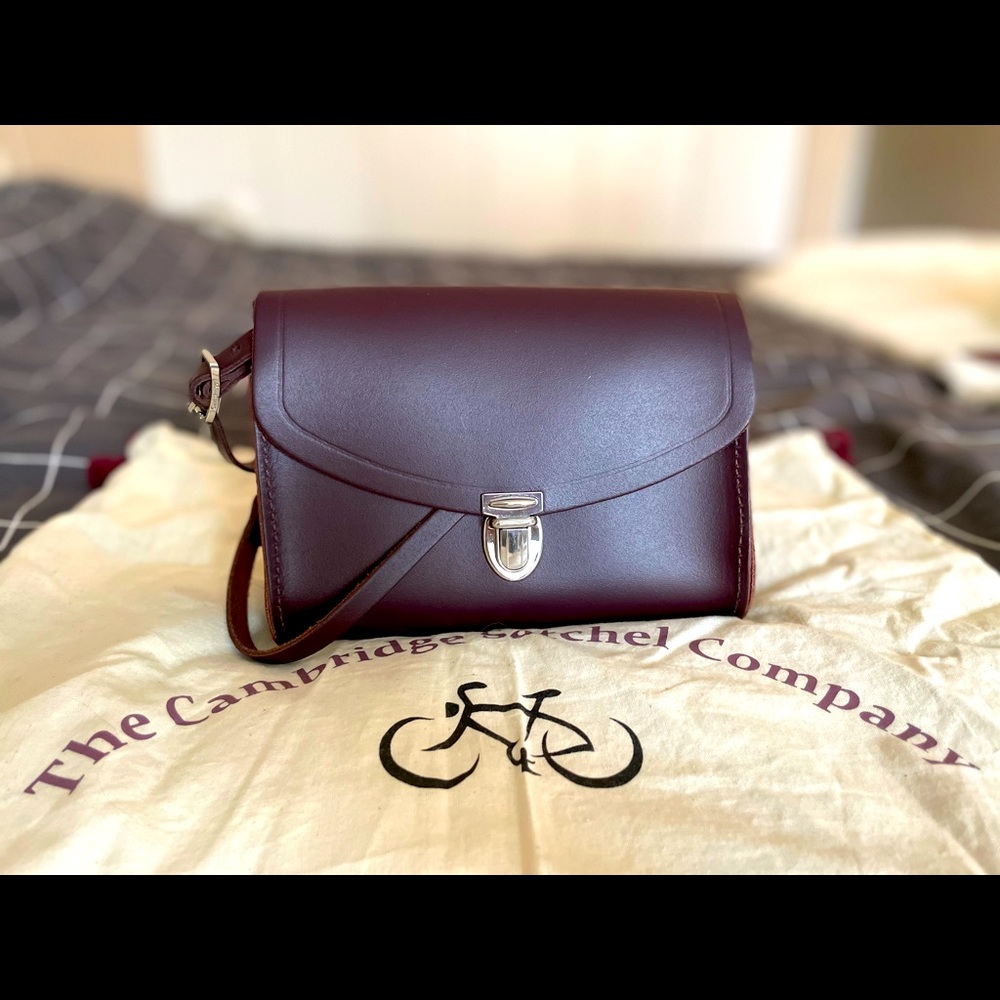 Brand New Cambridge Crossbody Bag